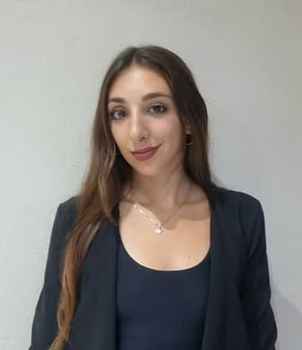 Julieta Cafarelli, Abogada